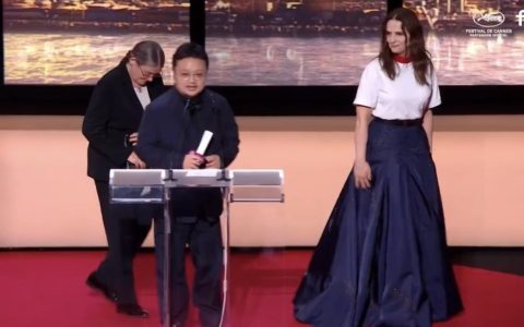 开过婚庆公司，考过爆破证，被老板骂才华能当饭吃吗？毕赣，站上了戛纳领奖台