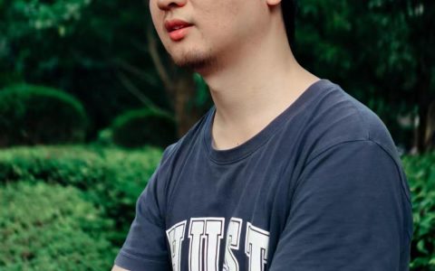 人民日报为他打CALL，爆火的“湖北伢”刘楚昕说：我终于有机会当众致谢去世的初恋女友！