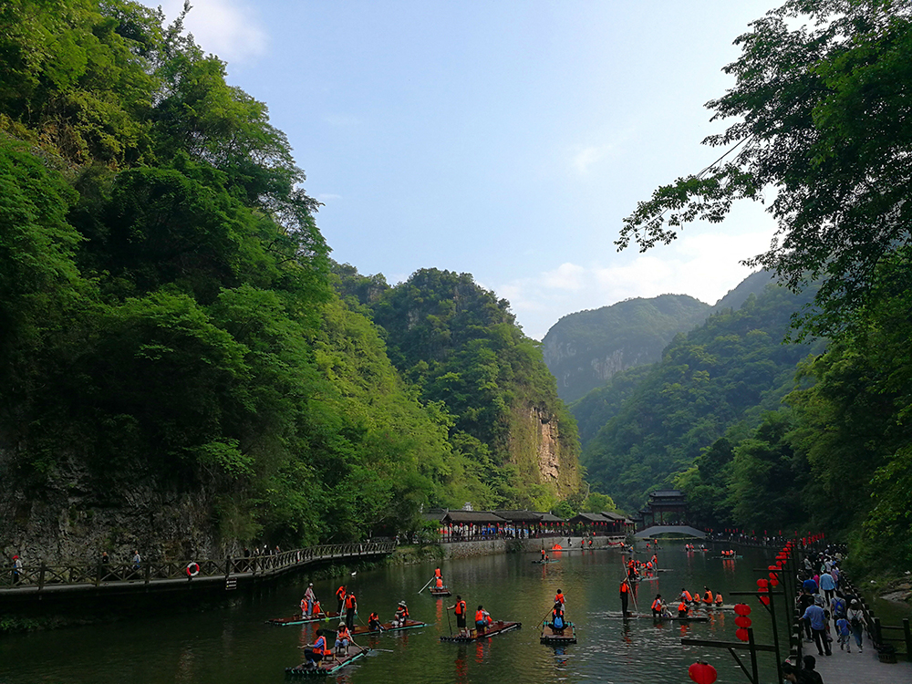 三峡大瀑布