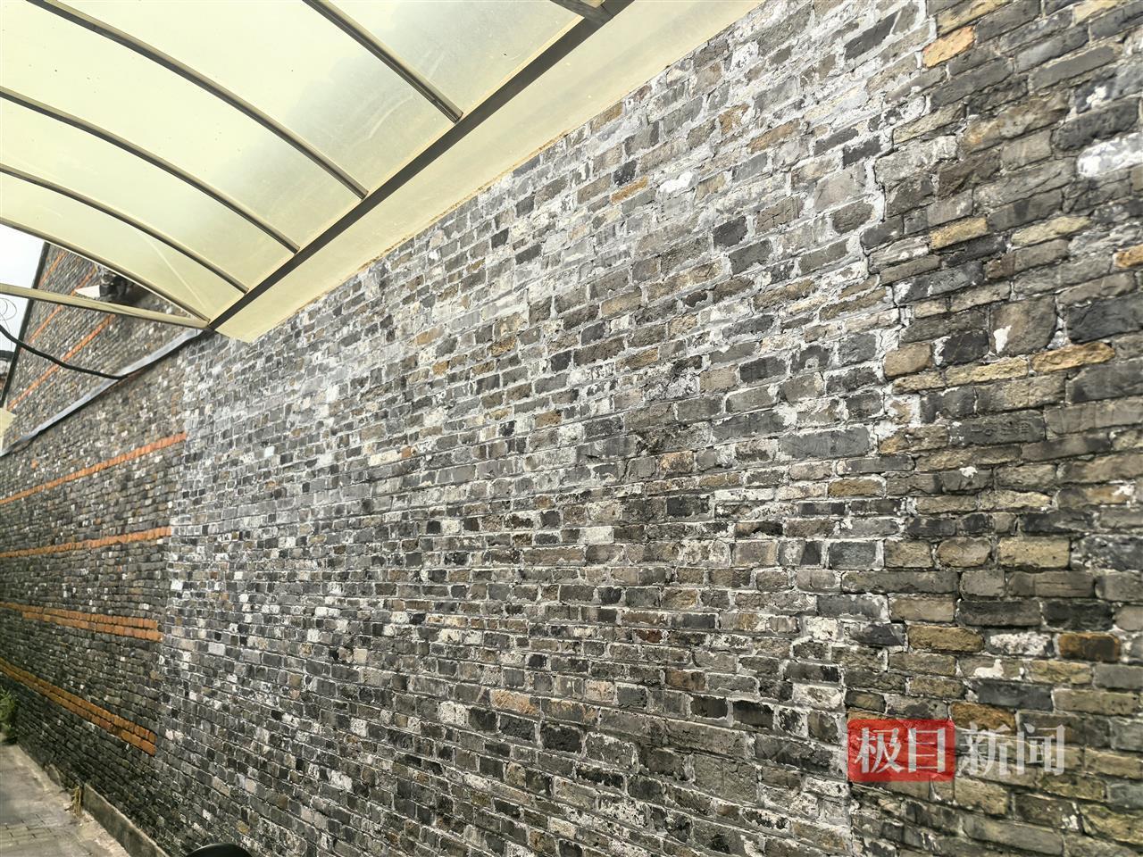探访618元起拍的扬州清代合院：邻居称多年前院里住着一名近百岁老太，老人离世后房子荒废