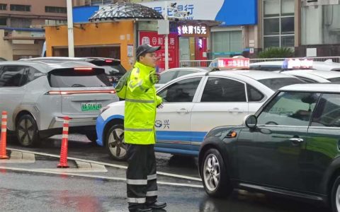 端午节将迎大暴雨、降温！武汉交警发布紧急出行提醒