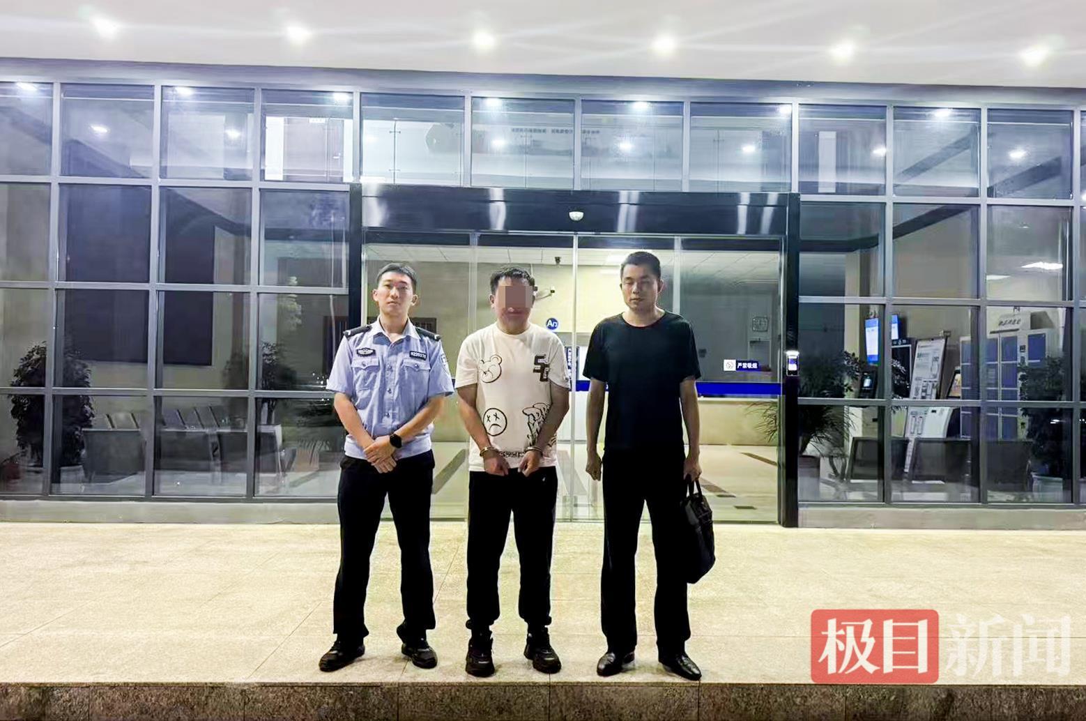 51万买了个“假学位证”！男子诈骗大学同学被刑拘