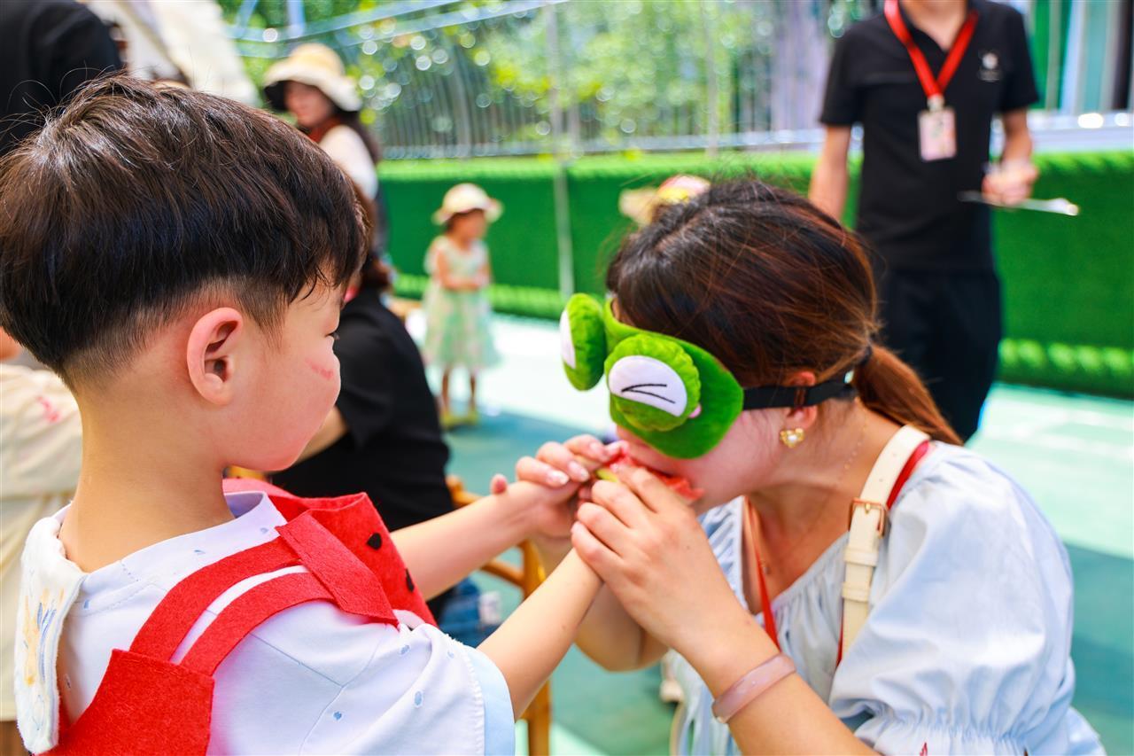 西瓜撞上端午节！武汉萌娃变身“小瓜农”，幼儿园里玩转“甜蜜派对”