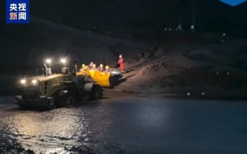 甘肃靖远山洪失联者增至5人，亲历者：山洪袭来短短几分钟跑都跑不掉