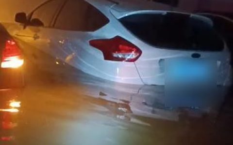 桂林暴雨有小区车库被淹，居民：积水曾没过车顶，家里两台车被泡