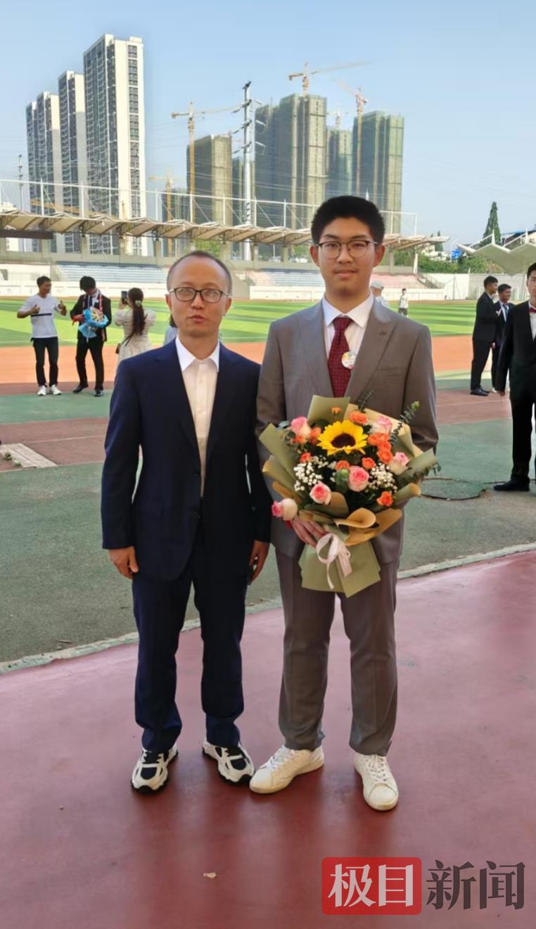 钻劲足是最大特点，高分屏蔽的他目标锁定北大