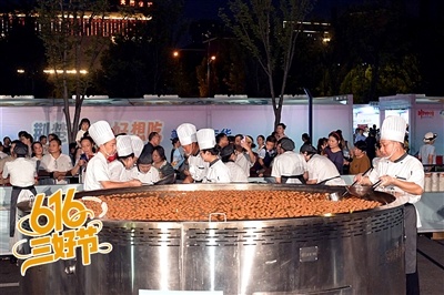 端出别“楚”心裁的消费盛宴 全省500多场吃住行游购娱促消费活动将持续至8月31日