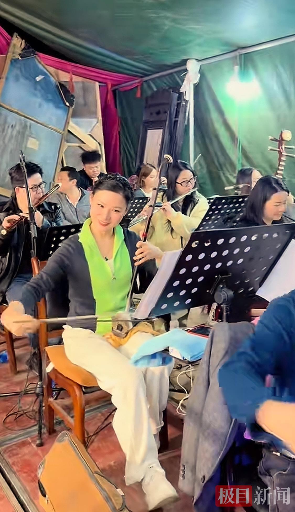 14岁破格入剧院，抖音粉丝超120万，87年女首席：这辈子我与二胡密不可分