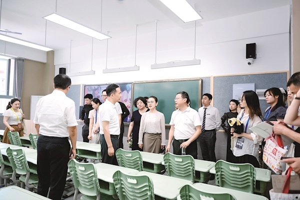 武汉市育才小学（新校区）  9月即将开学