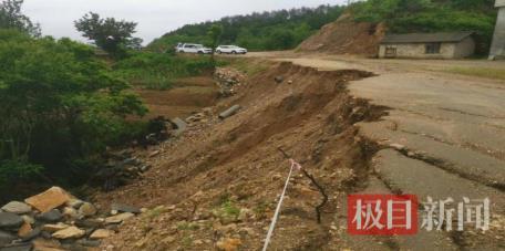 洪水已到脚脖子，3人紧急撤离！湖北4起成功避险案例被应急部通报表扬