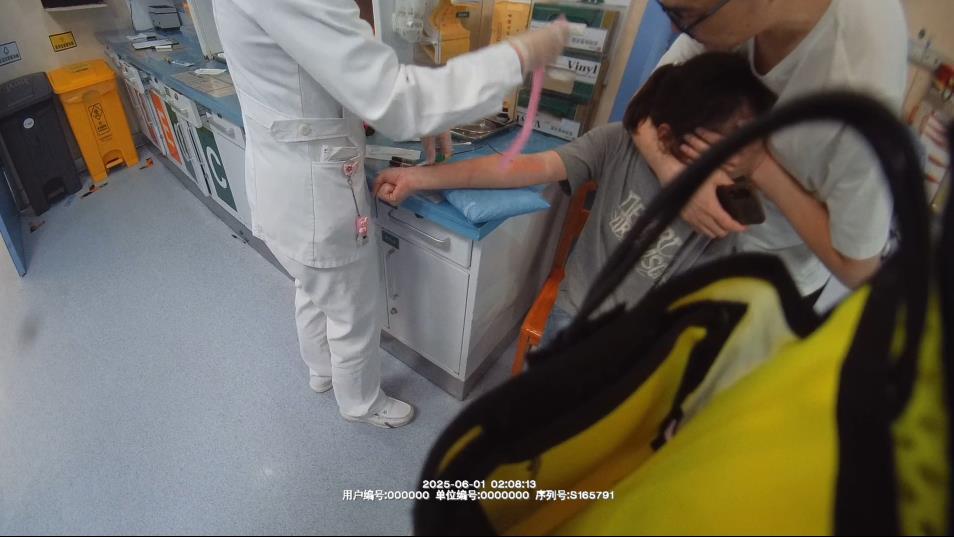 太囧了！酒司机遇到检查时花样百出，武汉交警最新曝光