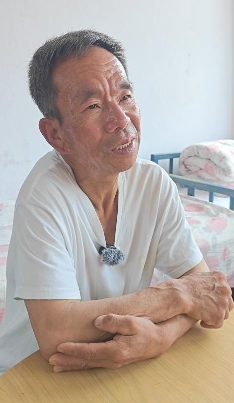 写《我的母亲》的大爷再忆母亲：她住窑洞将8个孩子拉扯大，过世前都没吃上一口白面，我觉得很亏欠