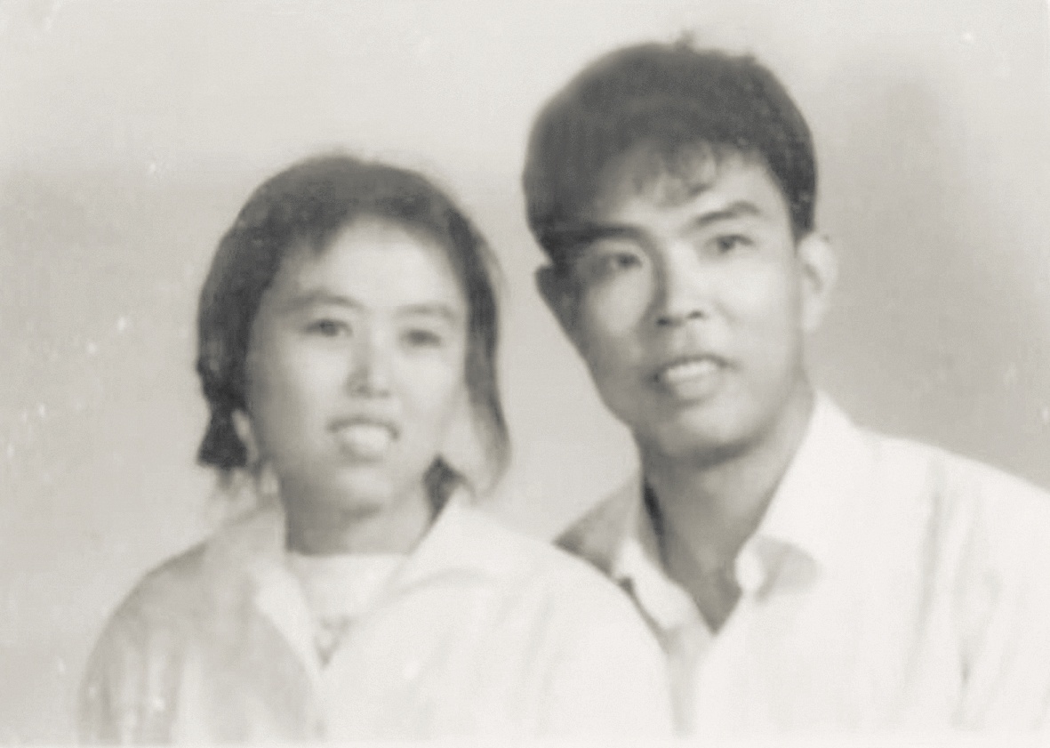 襄阳首对遗体捐献夫妻大爱永续 77岁老人临终践行五年之约 角膜助人重见光明