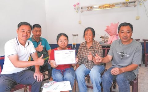 被爱包裹着长大 “玻璃娃娃”圆梦武大