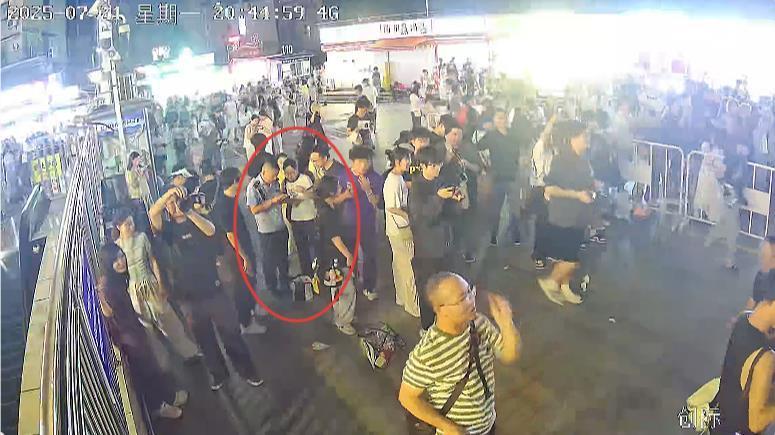 武汉黄鹤楼红墙“全天候监控”上线，帮助20余名游客找回失物