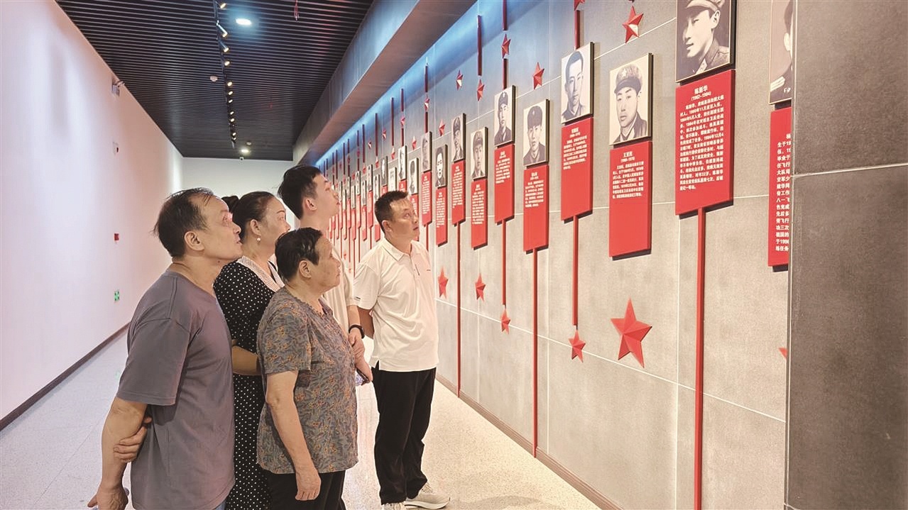 41年前，大儿子在边境牺牲后 应城母亲又把三个子女送进军营