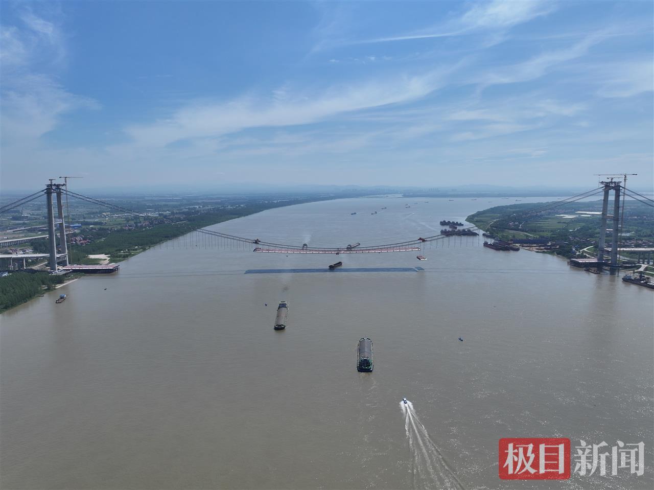 为防止鸟儿误撞，武汉双柳长江大桥将建400米长“防护罩”