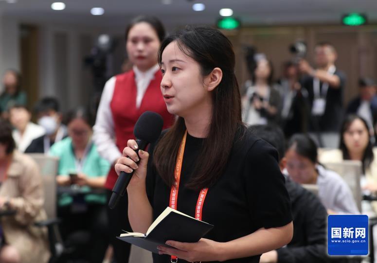 如何更好发挥服贸会平台作用？商务部答极目新闻