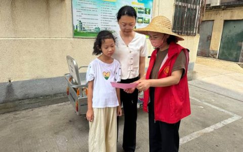 多部门联手进社区 筑牢暑期“防溺水”安全网