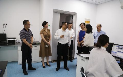 熊享涛到彭场镇调研重点企业稳增长和非织造布产业发展情况