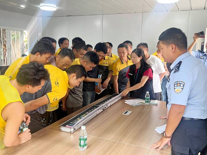 我市组织开展寄递物流业禁毒法律法规培训和安全管理检查