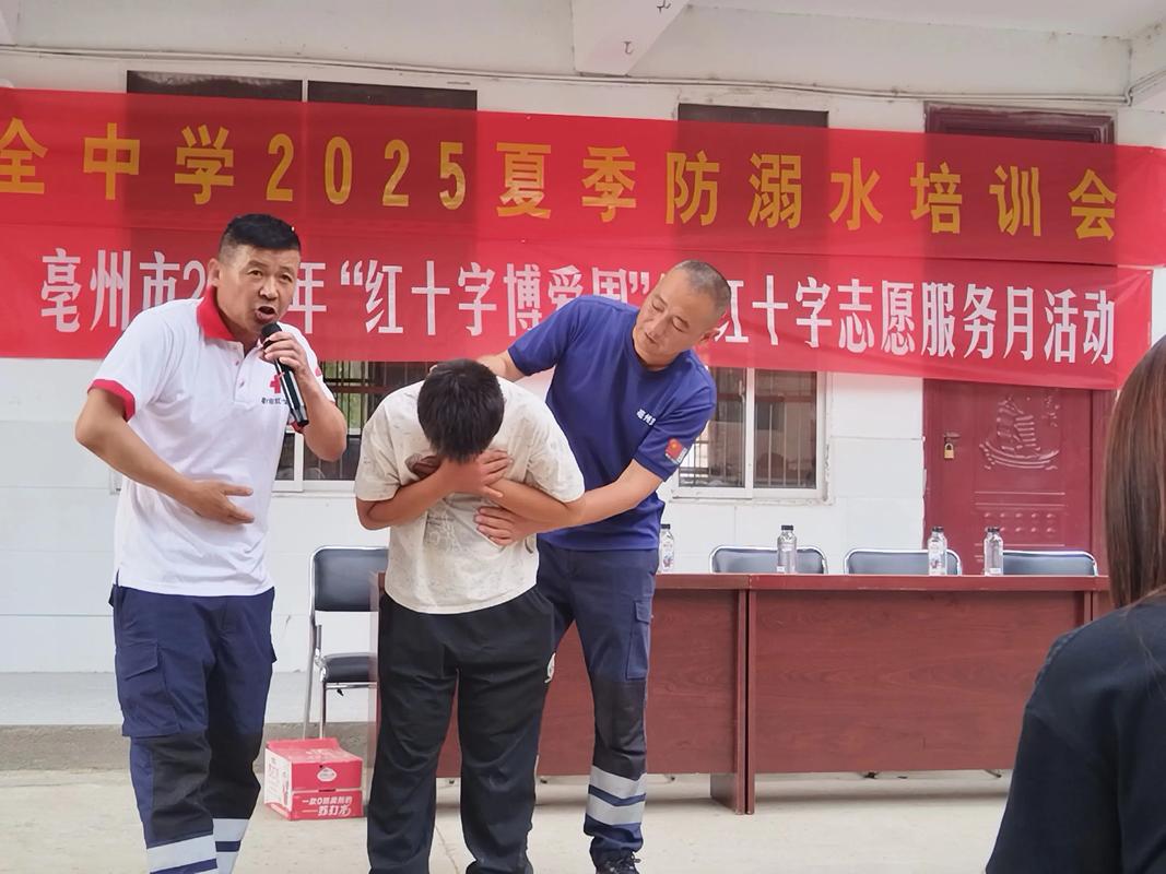 共青团仙桃市委开展防溺水安全教育五进活动