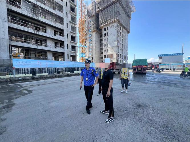 市城市管理执法局精细管理治扬尘护蓝天