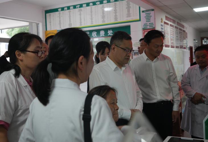 熊享涛会见生物医药企业家代表