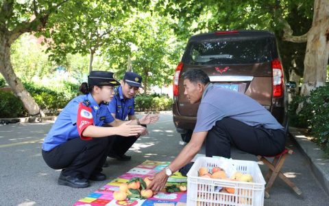 柔性执法促规范经营