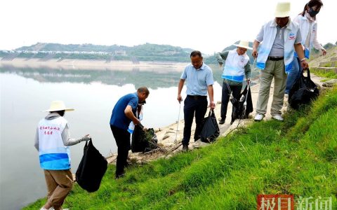 丹江口市库区环保志愿者：没有比守水更大的事