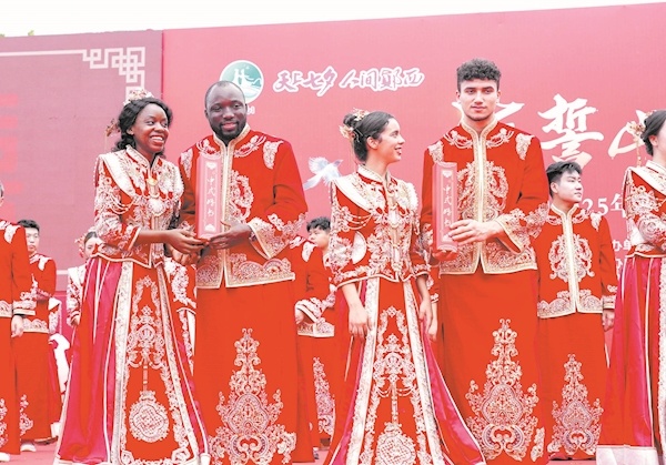 “我们的节日·七夕”在郧西启幕 天河两岸再现传统佳节盛况