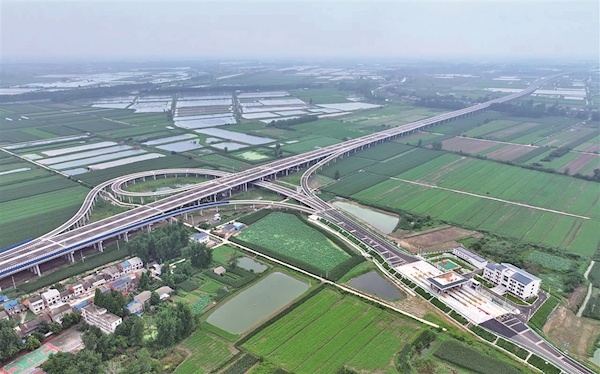 武松高速武汉段、仙洪段今日零时通车 武汉到洪湖，1小时直达