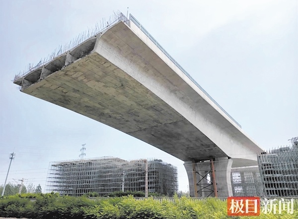 豫冀两地桥梁共舞“高空芭蕾” 四连转+百分钟精准对接  助力京津冀交通提速