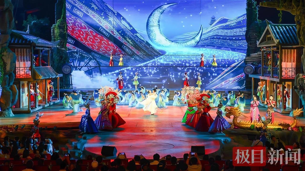 高圆圆、张天爱、钟楚曦都来了！凉城利川星光闪耀