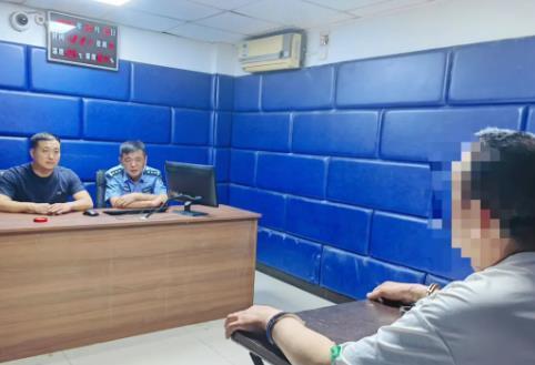 男子与村民有矛盾竟杀害对方12岁儿子，潜逃期间又杀一名矿工，案发33年后落网，本月被执行死刑