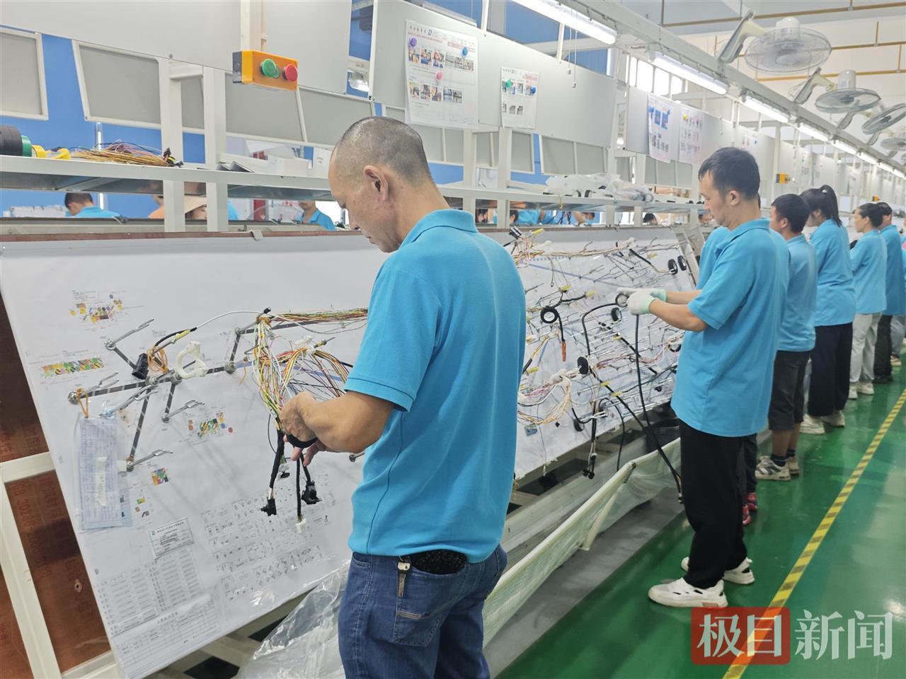 活力中国调研行｜荆州游子返乡创业激活经济：有企业3年内年产值5亿元，订单排至年底