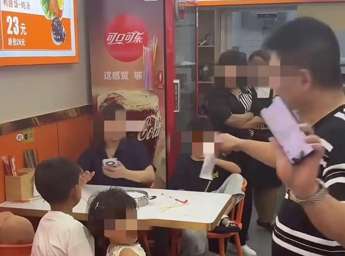 极目锐评丨3女子带4孩多次续面，是精致的利己主义在作祟