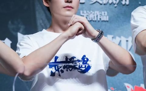 朱一龙、吴磊、倪妮主演，《东极岛》预测票房9.38亿元，梁家辉哭着看完，“这就是我们有血性的民族”