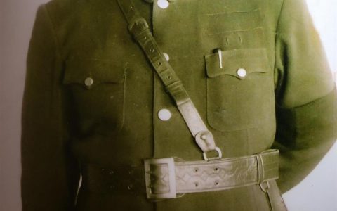 忠孝难两全！母亲去世未能回家，孙蔚如戴着黑孝布接受日军投降