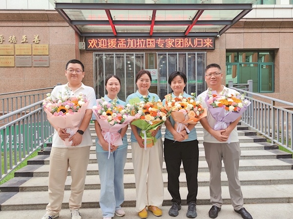 一场跨越国界的生命救援 武汉医生在孟加拉国留下温情的中国故事