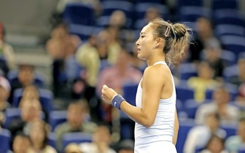 中国网球公开赛女单第二轮 郑钦文复出首战轻松获胜