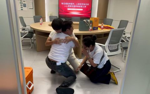 江苏“常州磊哥”汕头救起溺水青年，两地联手申报见义勇为