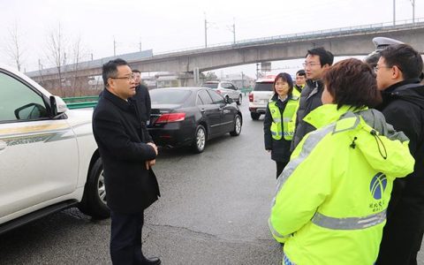 熊享涛在西流河镇调研