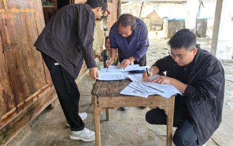 九合垸原种场走访农户帮扶解困