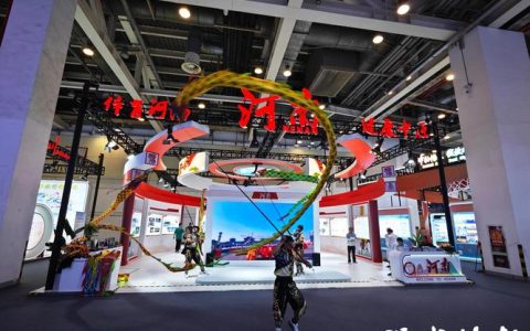 “逛不够、不想走！”——仙桃展团参加2025年中国文化旅游产业博览会侧记