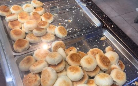 老字号“红庙酥饼”俏销市场