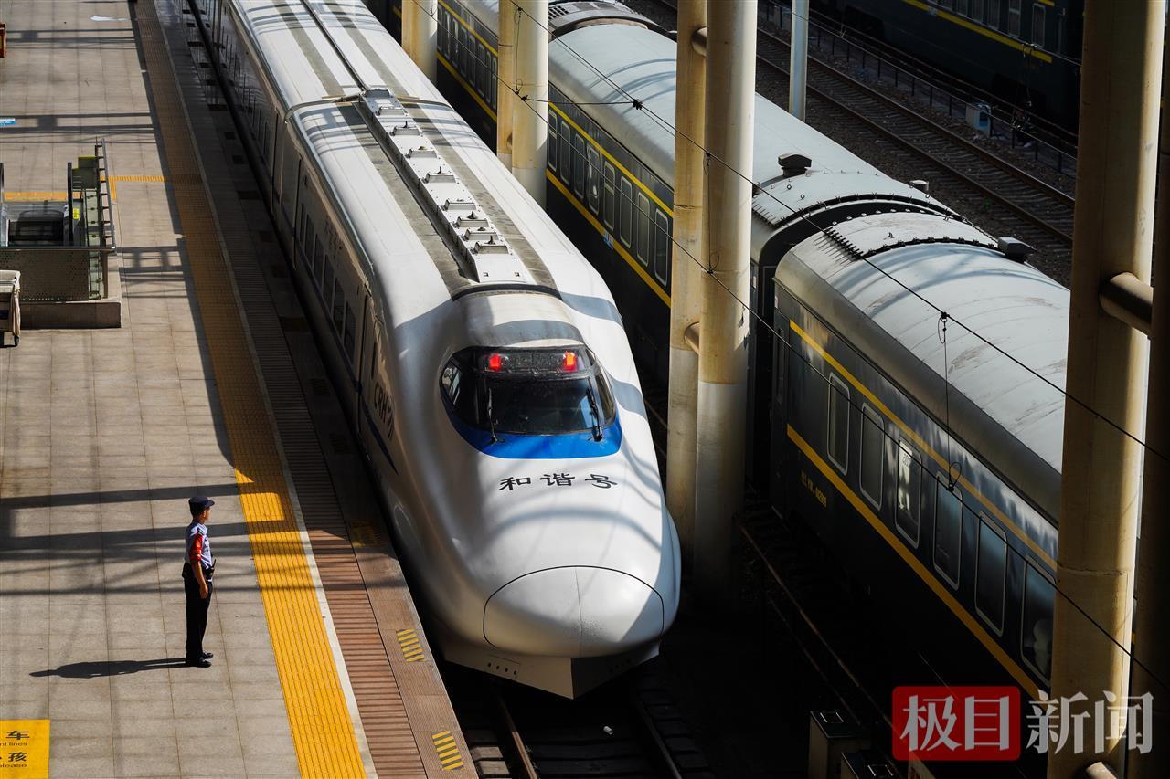 2025年全国铁路暑运圆满收官