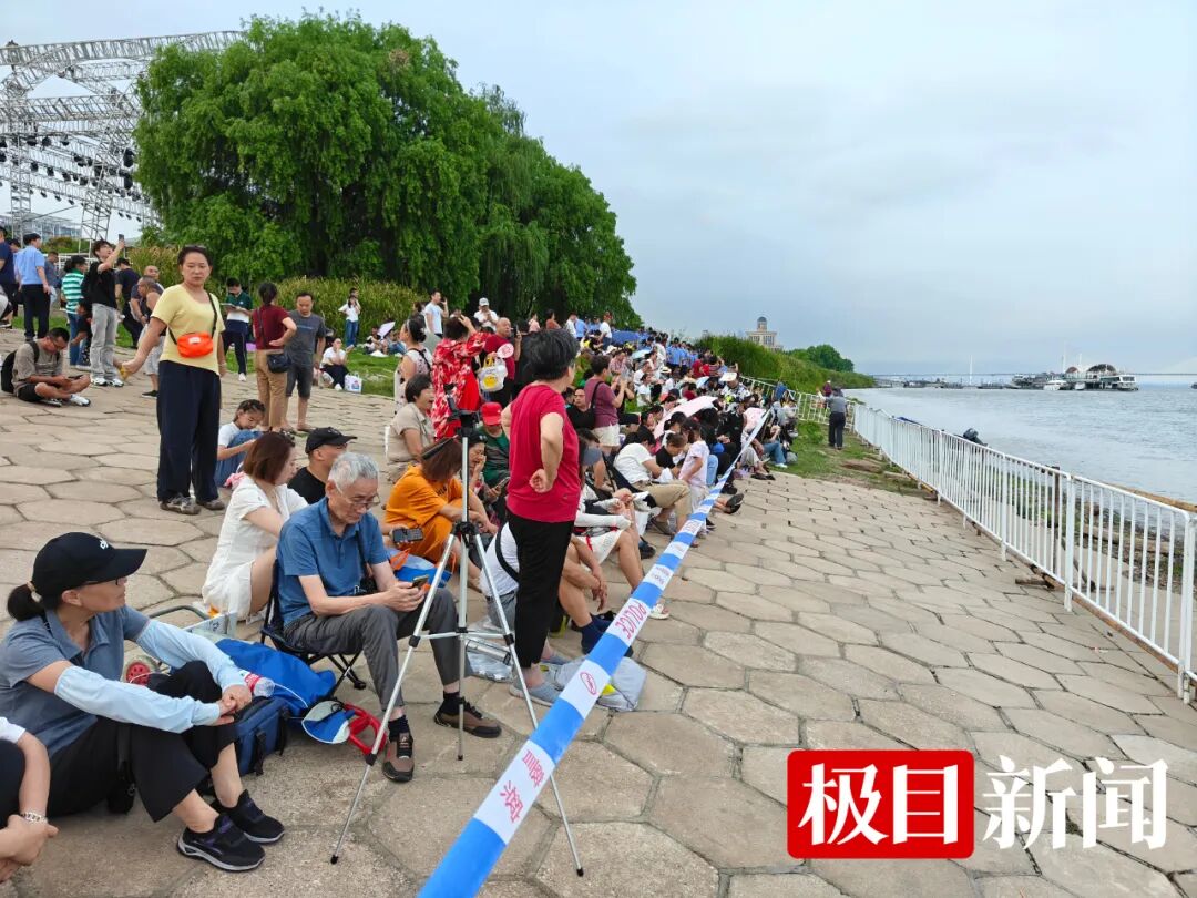 此刻，武汉全城出动！