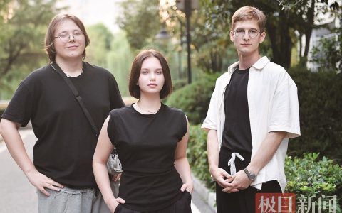 对俄免签打开方便之门，俄留学生笑了 “生日那天，父母将来校园拥抱我！”