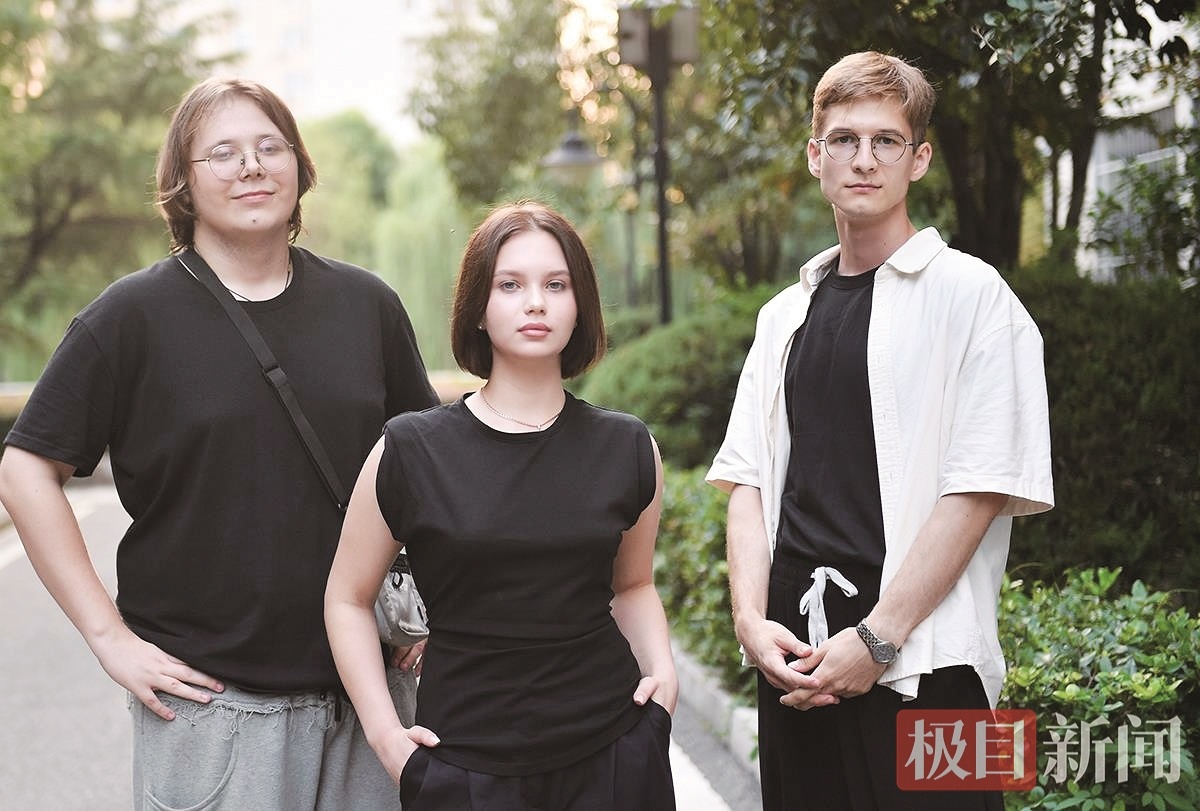 对俄免签打开方便之门，俄留学生笑了 “生日那天，父母将来校园拥抱我！”